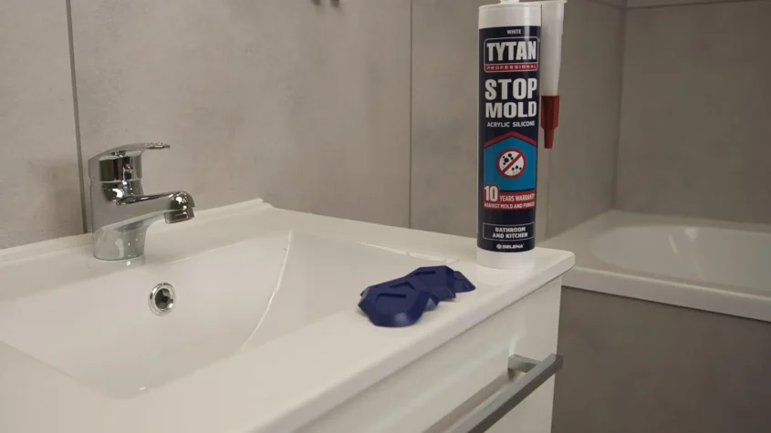 TYTAN PROFESSIONAL STOP MOLD 45697V01